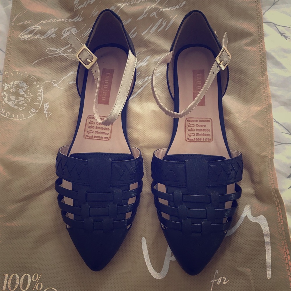 Velez Flats Size 8